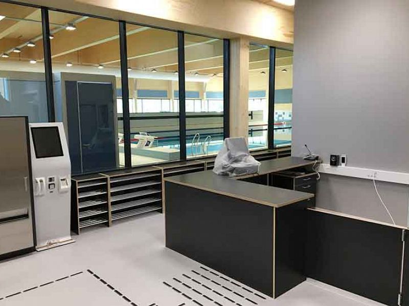 20-flesberg-skole-reception-ved-svømmehal 20-flesberg-skole-reception-ved-svømmehal