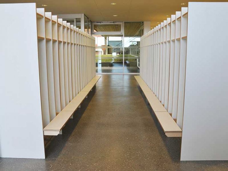 garderobe-mesterfjellet-skole-1 garderobe-mesterfjellet-skole-1
