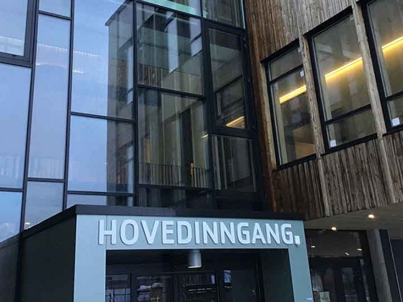17-polarsirkelen-videregående-skole 17-polarsirkelen-videregående-skole