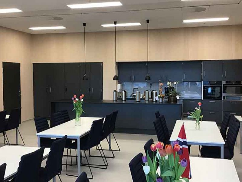 33-tau-skole 33-tau-skole
